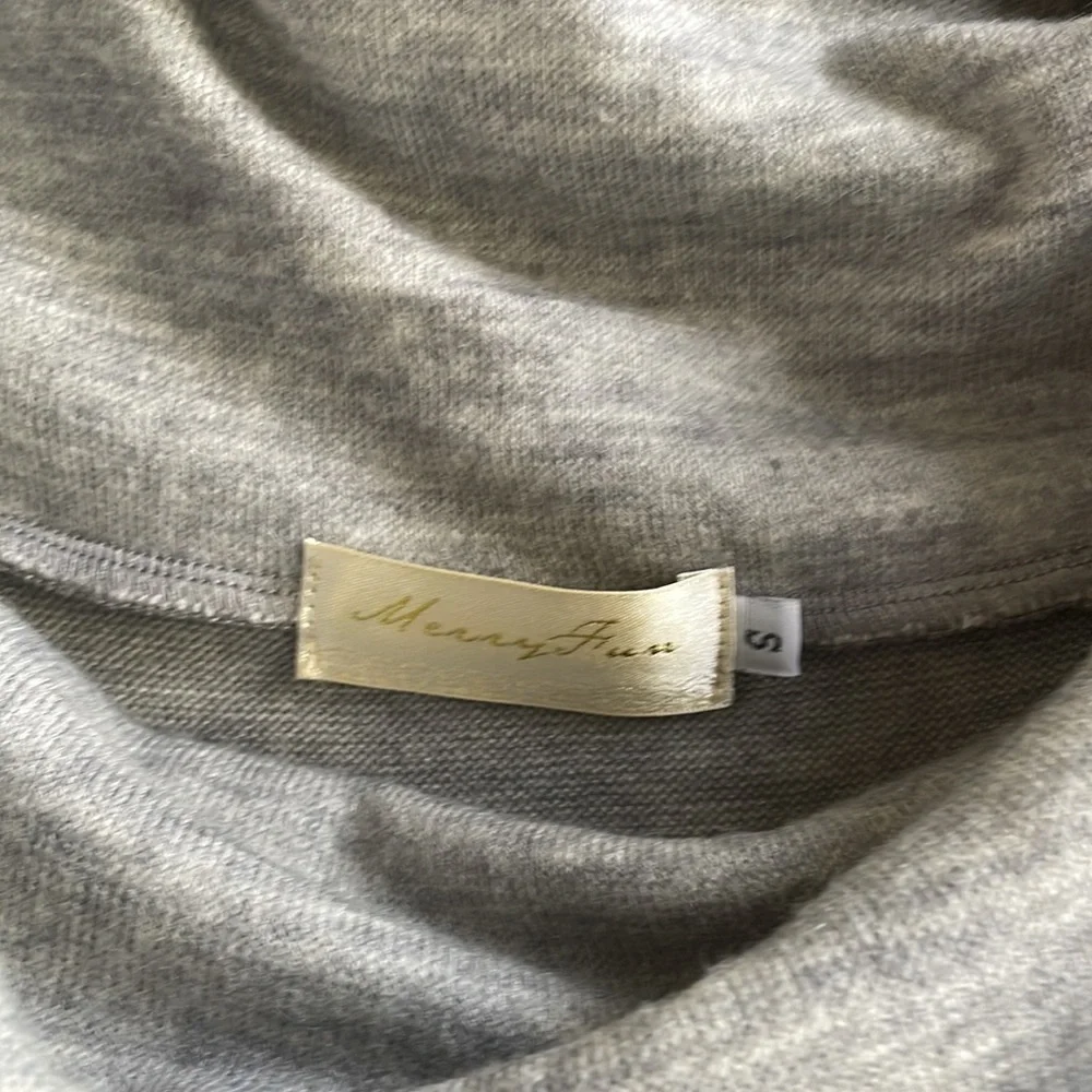 NWOT Cowl Neck oversized sweater dress - Picture 2 of 4